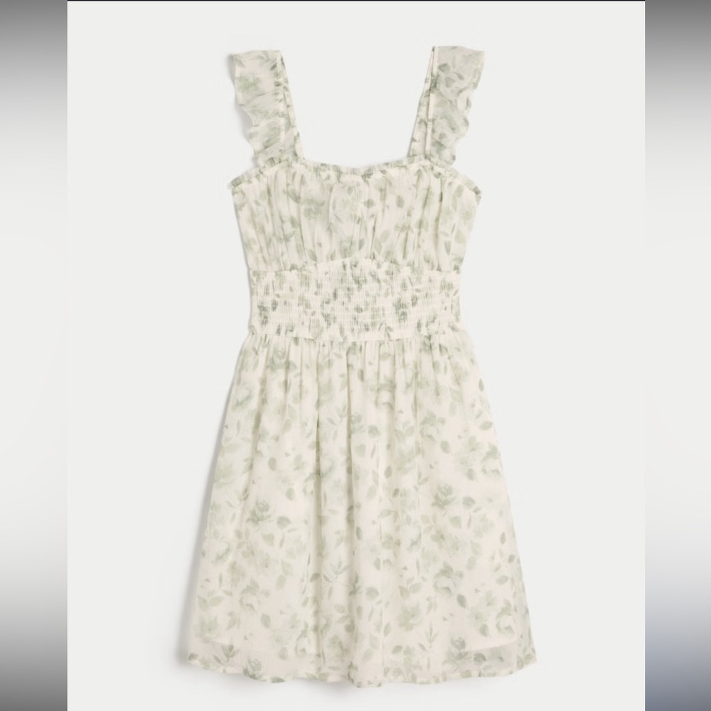 NWT Hollister Floral Sadie Chiffon Flutter Sleeve Mini Dress with Pockets